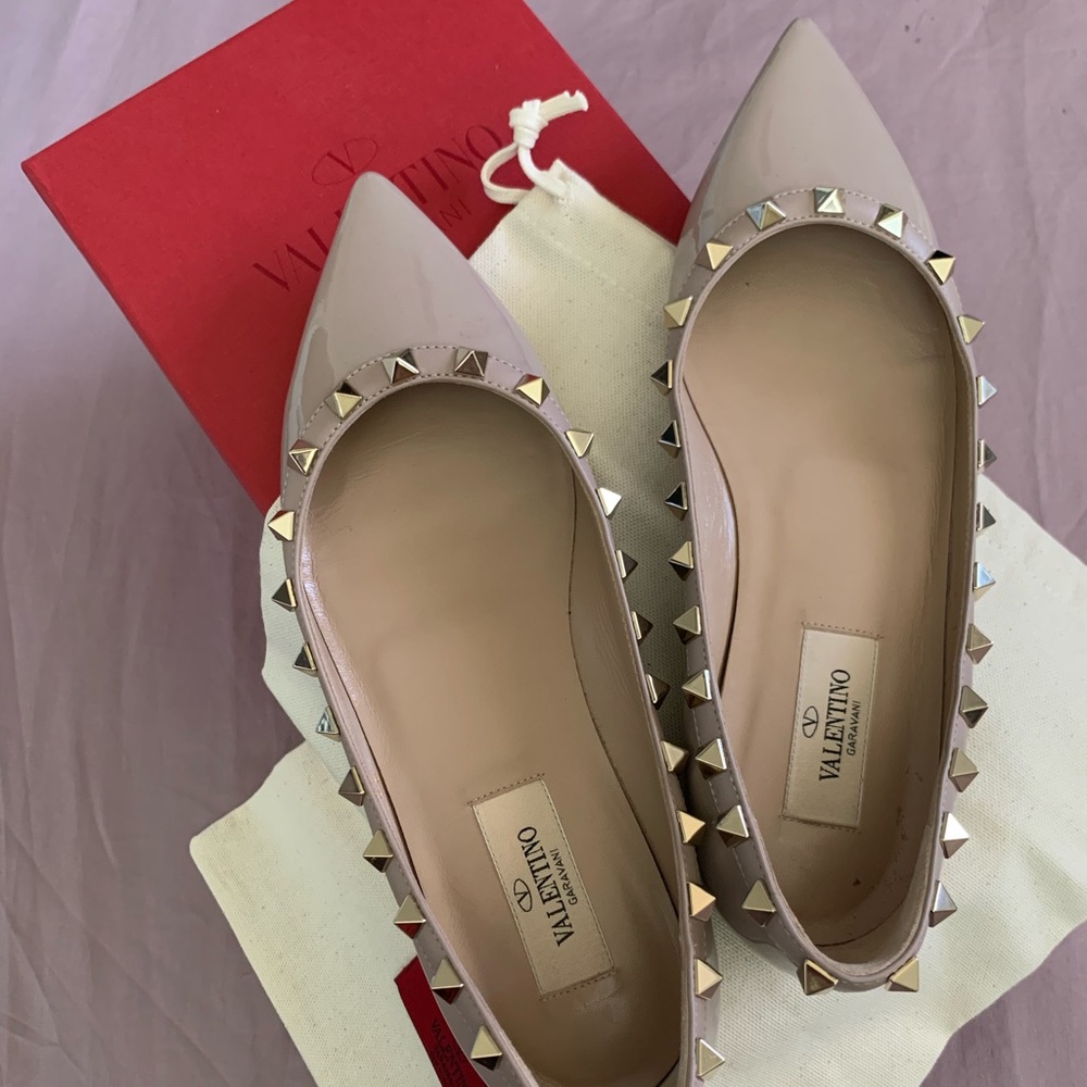 Valentino Rockstuds Ballerina Flats in Poudre